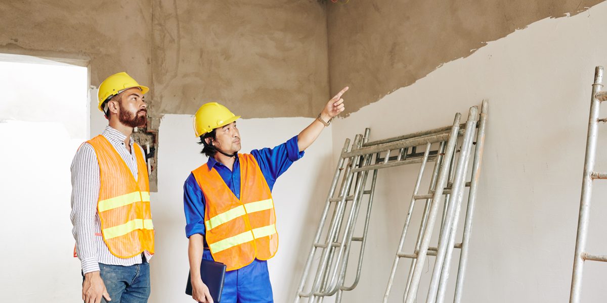 HOW TO FIX A LEAKING ROOF FROM THE INSIDE
